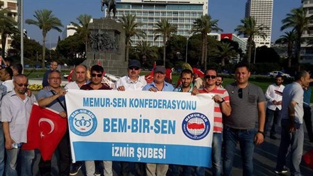 ŞEHİDLERİMİZE RAHMET GAZİLERİMİZE SELAM MİLLÎ İRADE NÖBETİNE DEVAM